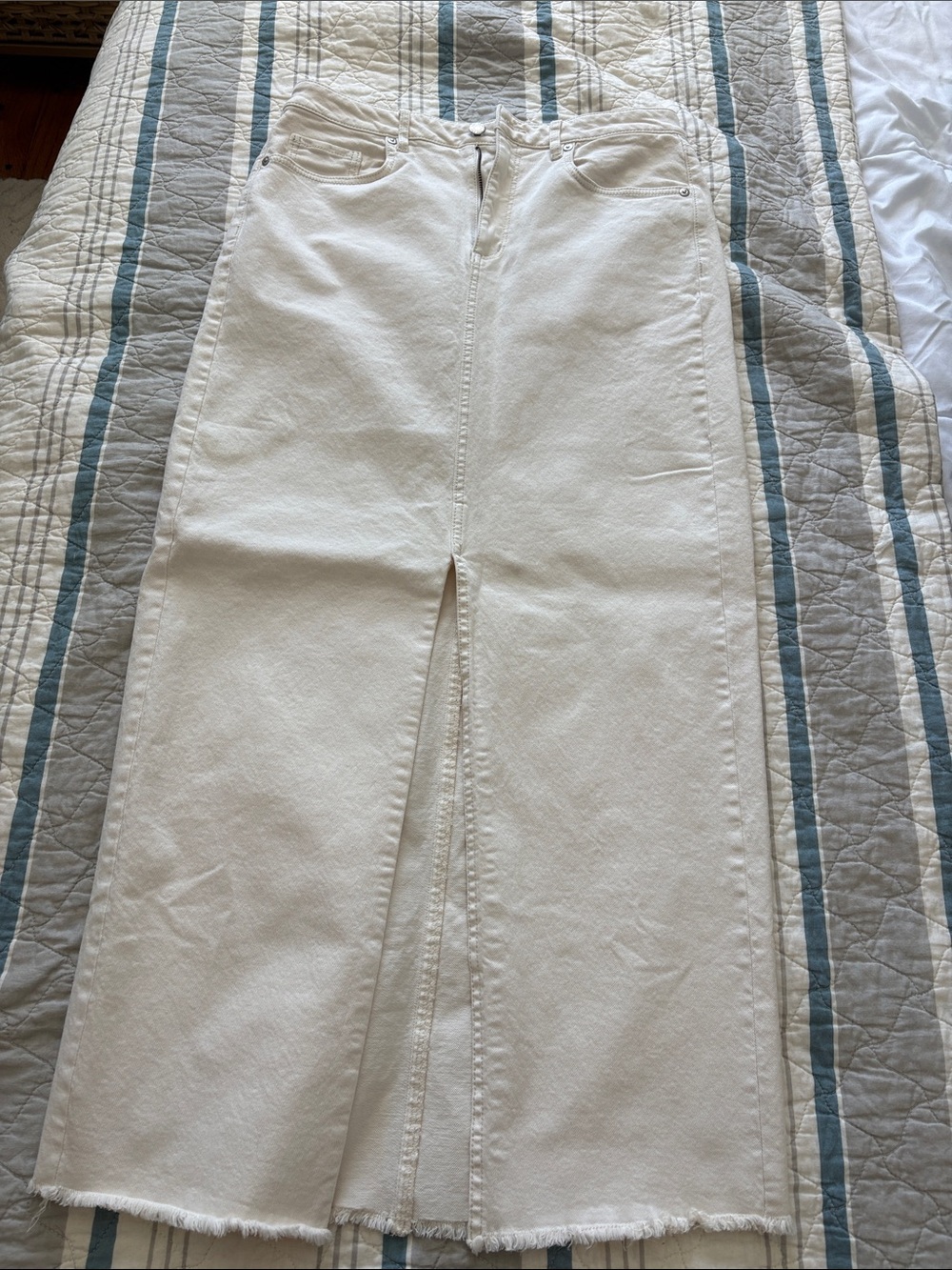 LOFT White Maxi Skirt with Front Seam Split